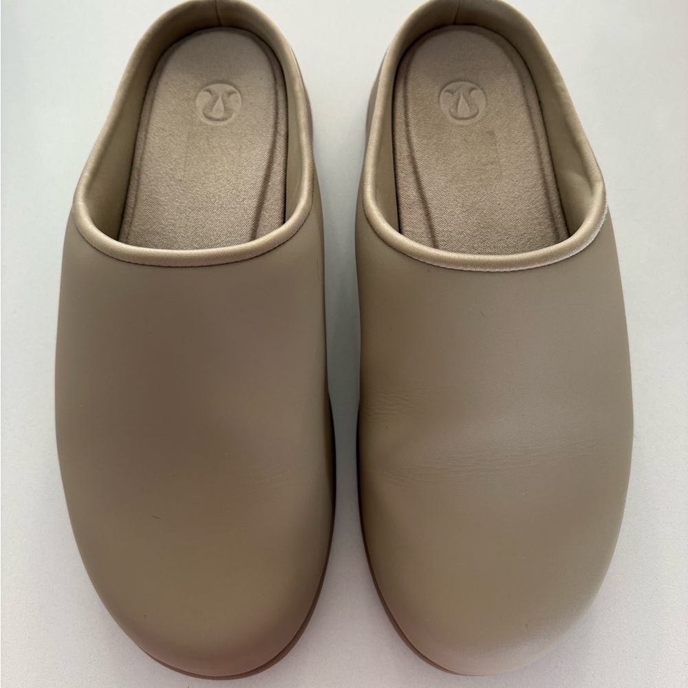 Lululemon SwayDay Mule in Nutmeg - Picture 5 of 9